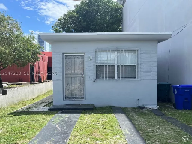 4-bedroom home for sale in Miami - 733 NW 4th Ave - MondialRealty
