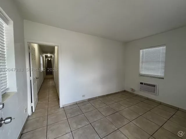 4-bedroom home for sale in Miami - 733 NW 4th Ave - MondialRealty