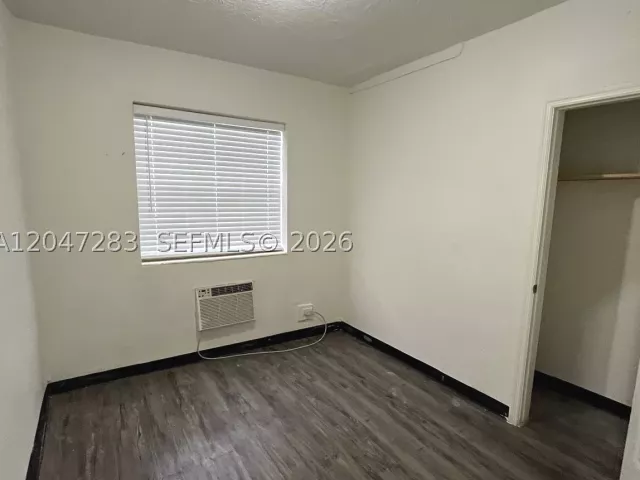 4-bedroom home for sale in Miami - 733 NW 4th Ave - MondialRealty