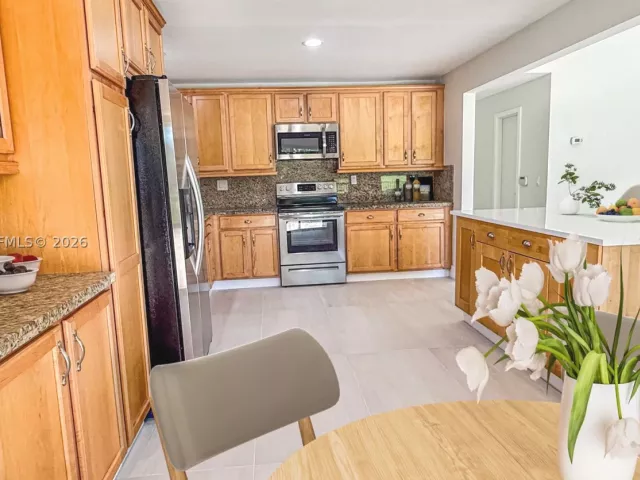 3-bedroom home for rent in Boca Raton - 10134 Boca Woods Ln 1034 - MondialRealty