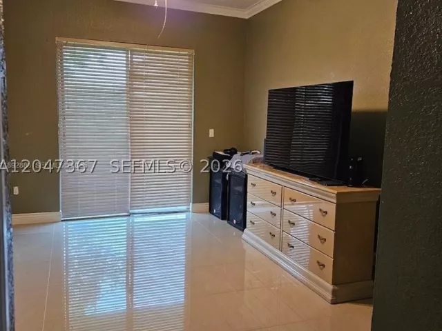 3-bedroom home for sale in Homestead - 2635 SE 4th Pl - MondialRealty