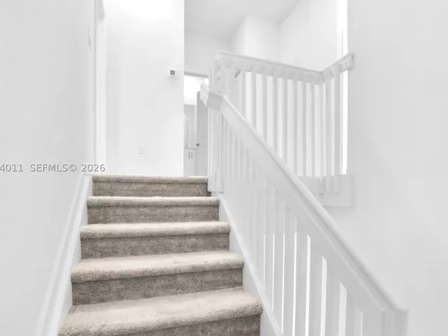 3-bedroom home for sale in Miami - 20610 NE 5th Pl - MondialRealty