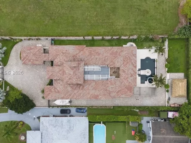 7-bedroom home for sale in Miami - 2835 SW 132nd Ave - MondialRealty