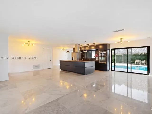 4-bedroom home for rent in Boca Raton -  - MondialRealty