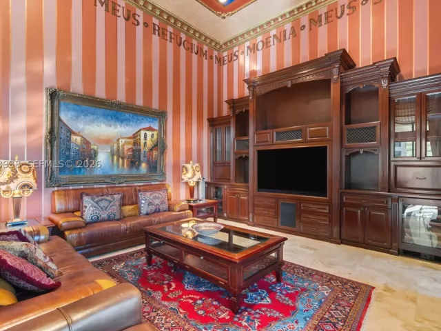 4-bedroom home for sale in Homestead - 29482 SW 193rd Ct - MondialRealty