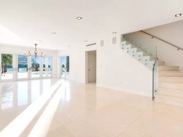 4-bedroom home for rent in Miami Beach - 260 S Coconut Ln - MondialRealty