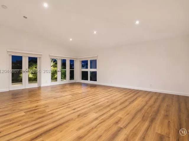 4-bedroom home for rent in Miami Beach - 260 S Coconut Ln - MondialRealty