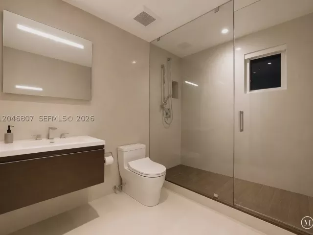 4-bedroom home for rent in Miami Beach - 260 S Coconut Ln - MondialRealty