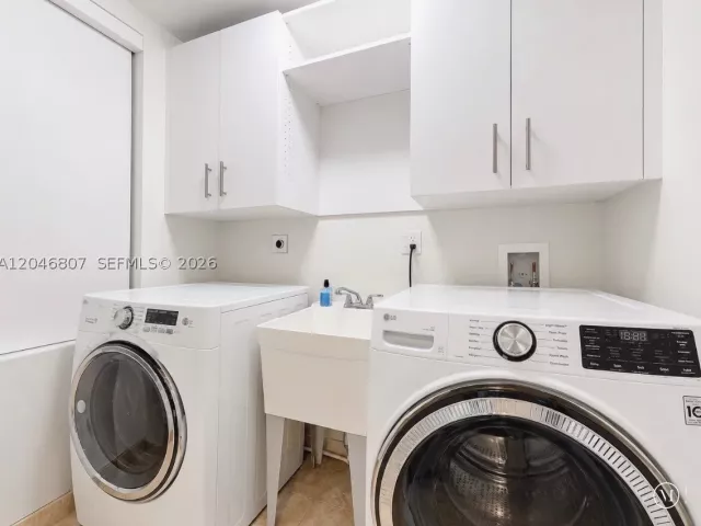 4-bedroom home for rent in Miami Beach - 260 S Coconut Ln - MondialRealty