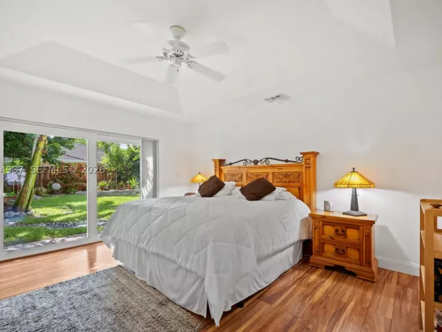 3-bedroom home for sale in Miami - 18061 SW 152nd Ct - MondialRealty