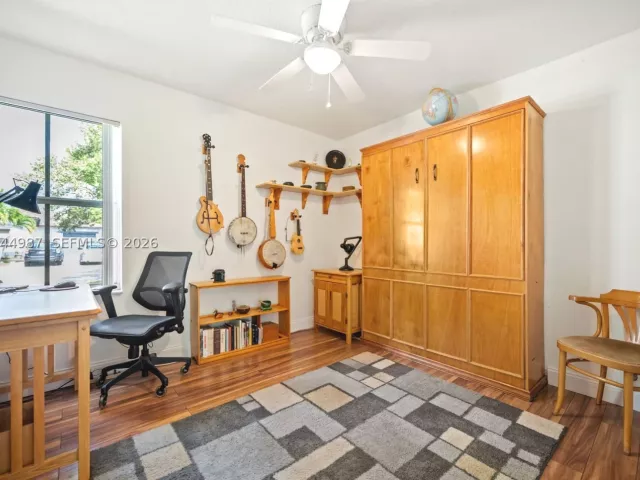 3-bedroom home for sale in Miami - 18061 SW 152nd Ct - MondialRealty