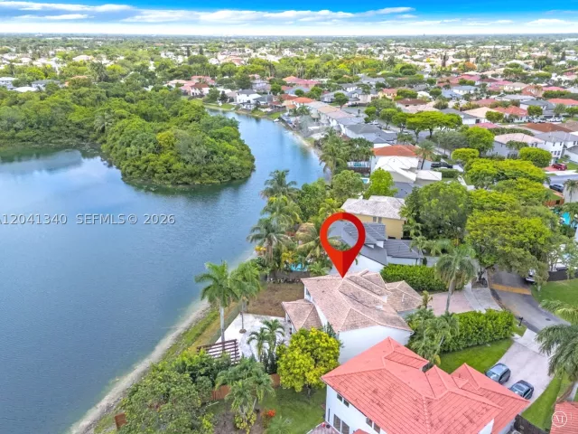 4-bedroom home for sale in Miami - 16335 SW 81 St - MondialRealty