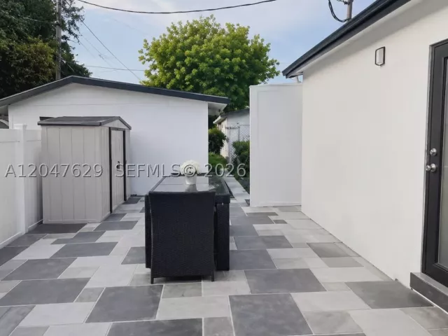 4-bedroom home for sale in Miami - 10955 SW 223rd St - MondialRealty