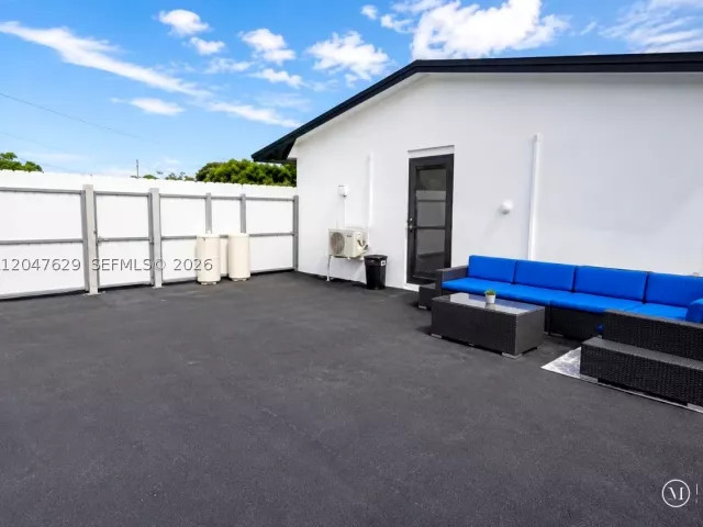 4-bedroom home for sale in Miami - 10955 SW 223rd St - MondialRealty