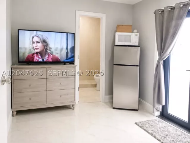 4-bedroom home for sale in Miami - 10955 SW 223rd St - MondialRealty