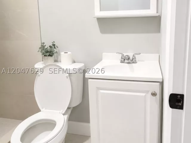 4-bedroom home for sale in Miami - 10955 SW 223rd St - MondialRealty