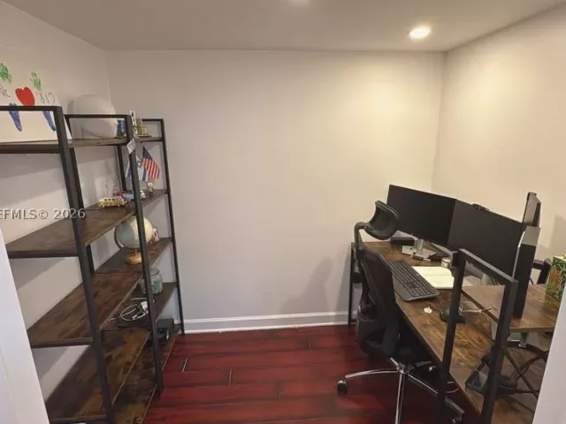 3-bedroom home for rent in Hallandale Beach - 926 NE 27th Ave 926 - MondialRealty