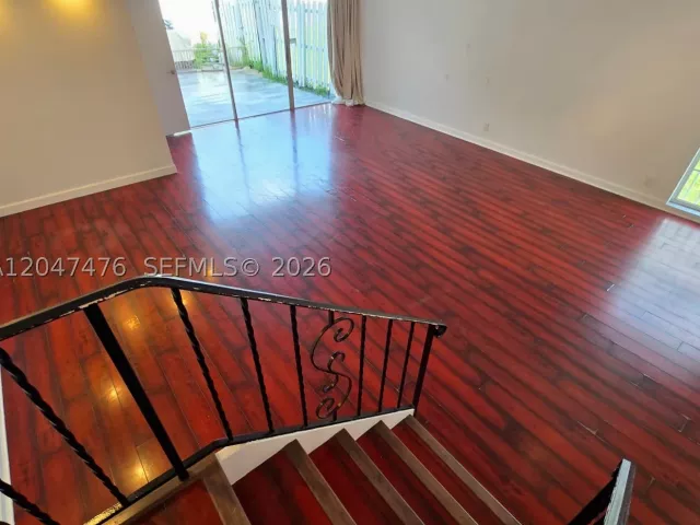 3-bedroom home for rent in Hallandale Beach - 926 NE 27th Ave 926 - MondialRealty