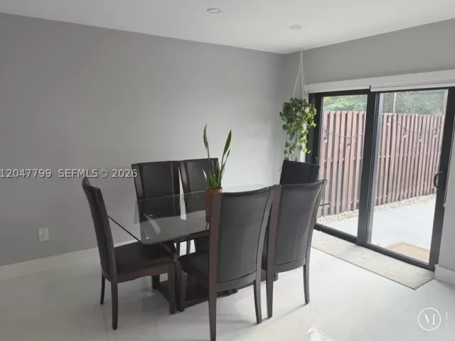3-bedroom home for sale in Miami - 10171 SW 137th Ct - MondialRealty