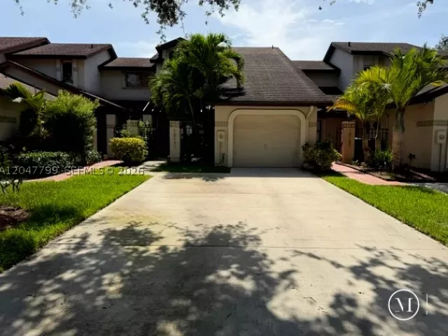 3-bedroom home for sale in Miami - 10171 SW 137th Ct - MondialRealty