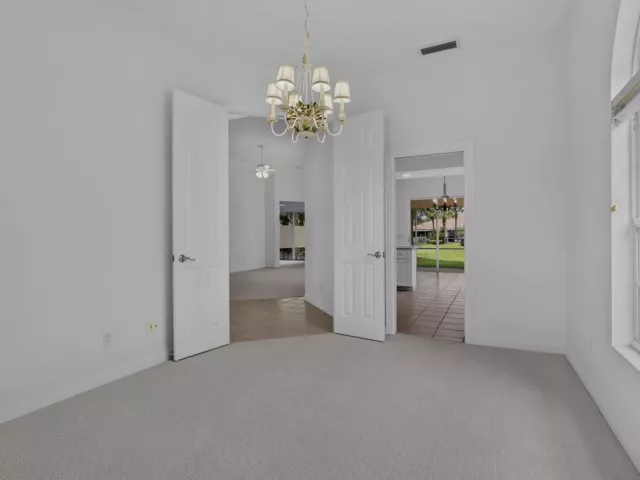4-bedroom home for sale in West Palm Beach - 2625 Kittbuck Way - MondialRealty