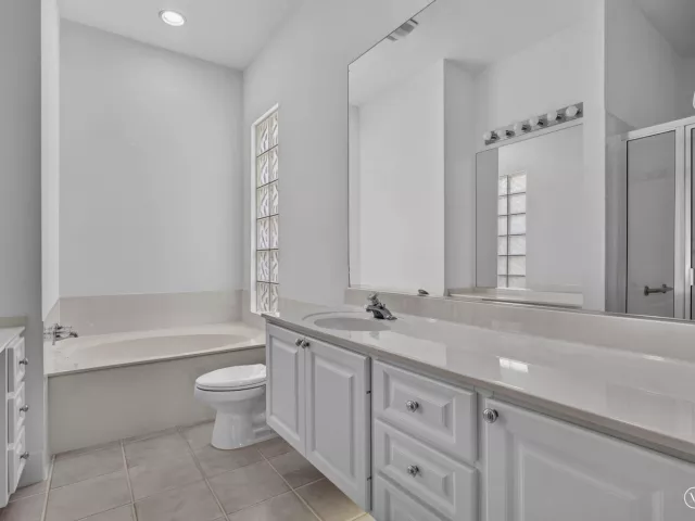 4-bedroom home for sale in West Palm Beach - 2625 Kittbuck Way - MondialRealty