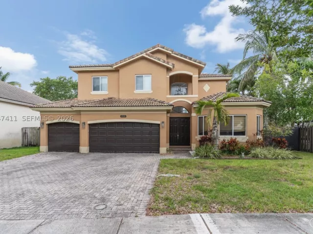 4-bedroom home for sale in Homestead - 1922 SE 22nd Ct - MondialRealty