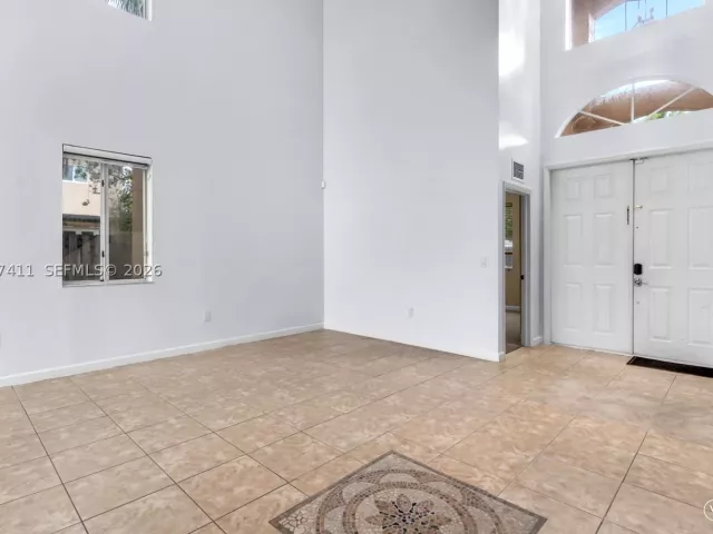 4-bedroom home for sale in Homestead - 1922 SE 22nd Ct - MondialRealty