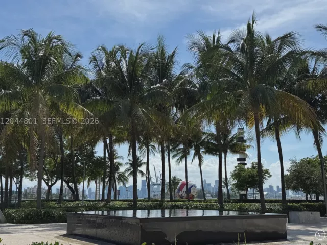 2-bedroom home for sale in Miami Beach - 204 Washington Ave 13 - MondialRealty