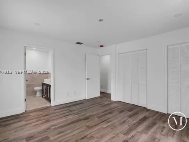 4-bedroom home for sale in Miami - 13770 SW 192nd St - MondialRealty