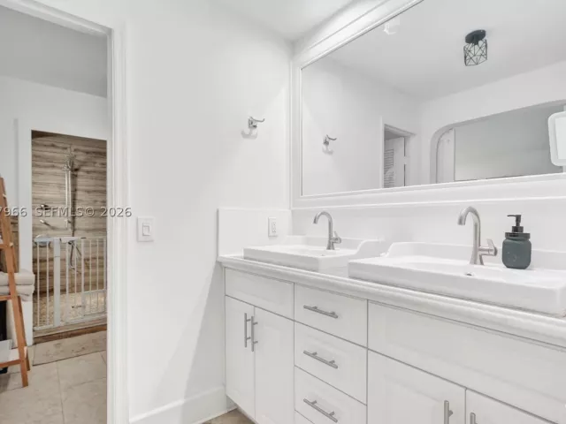 3-bedroom home for rent in Miami - 22421 SW 184th Ave - MondialRealty