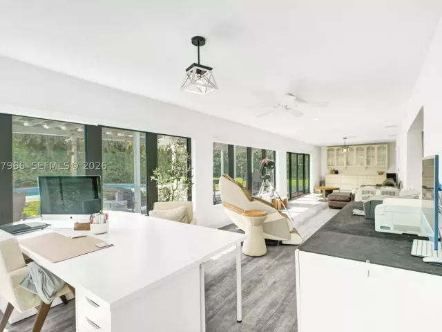 3-bedroom home for rent in Miami - 22421 SW 184th Ave - MondialRealty