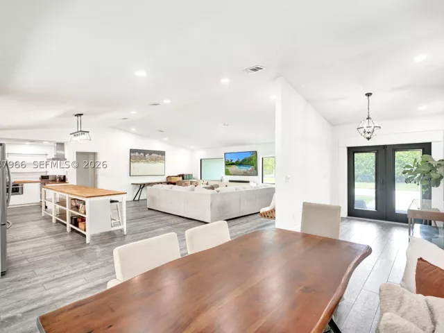3-bedroom home for rent in Miami - 22421 SW 184th Ave - MondialRealty