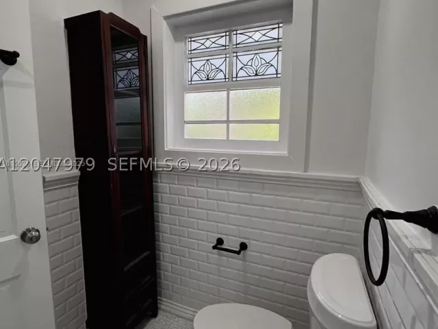 3-bedroom home for rent in Coral Gables - 1452 Urbino Ave - MondialRealty