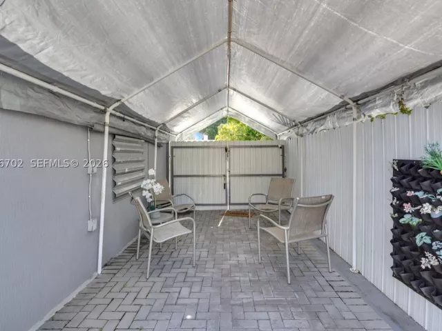3-bedroom home for sale in Miami - 801 NW 17th Ct - MondialRealty