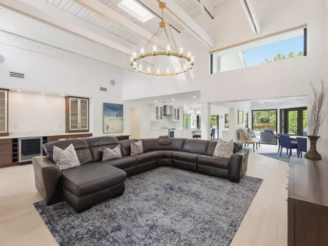 3-bedroom home for sale in Delray Beach - 624 W Lakewoode Circle W - MondialRealty