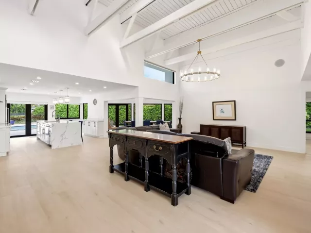3-bedroom home for sale in Delray Beach - 624 W Lakewoode Circle W - MondialRealty