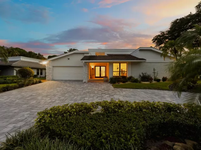 3-bedroom home for sale in Delray Beach - 624 W Lakewoode Circle W - MondialRealty