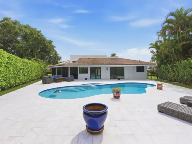 3-bedroom home for sale in Delray Beach - 624 W Lakewoode Circle W - MondialRealty