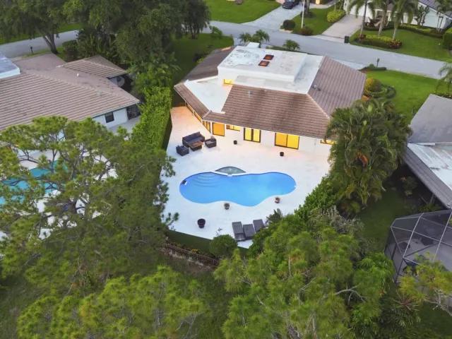 3-bedroom home for sale in Delray Beach - 624 W Lakewoode Circle W - MondialRealty