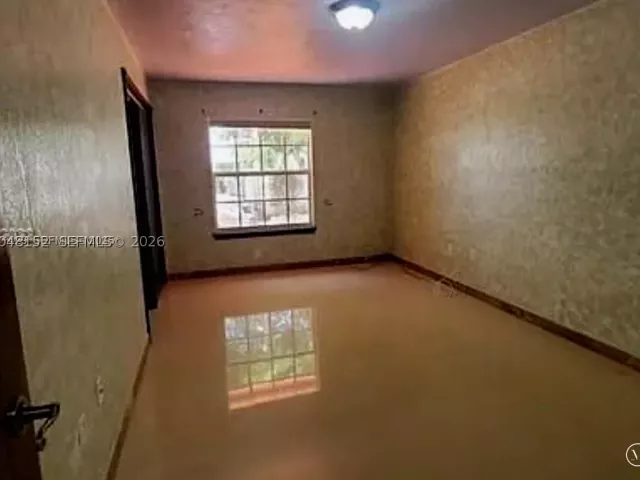 4-bedroom home for sale in Miami - 10955 SW 56th St - MondialRealty