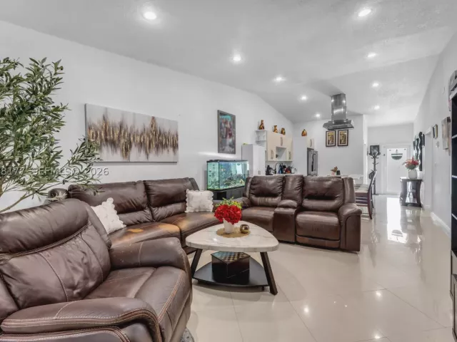 2-bedroom home for sale in Homestead - 25808 SW 127th Ct Cir - MondialRealty