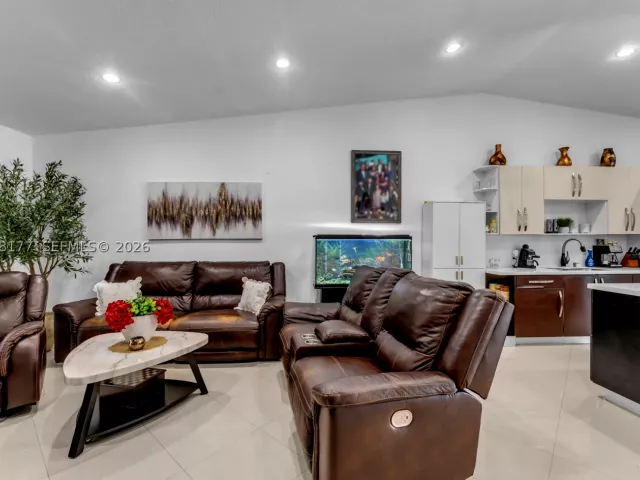 2-bedroom home for sale in Homestead - 25808 SW 127th Ct Cir - MondialRealty