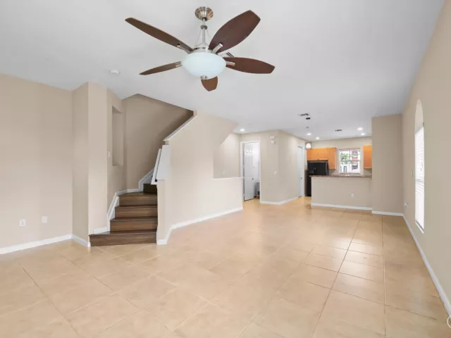 3-bedroom home for sale in Fort Lauderdale - 1033 NE 17th Way 905 - MondialRealty