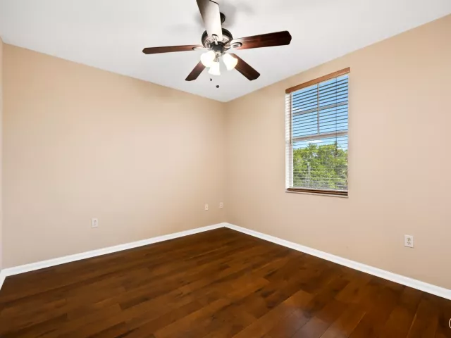 3-bedroom home for sale in Fort Lauderdale - 1033 NE 17th Way 905 - MondialRealty