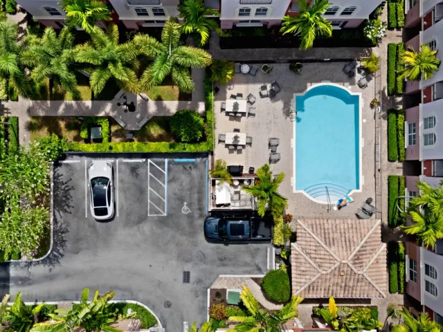 3-bedroom home for sale in Fort Lauderdale - 1033 NE 17th Way 905 - MondialRealty