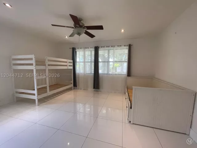 3-bedroom home for rent in North Miami - 2115 Alamanda Dr - MondialRealty