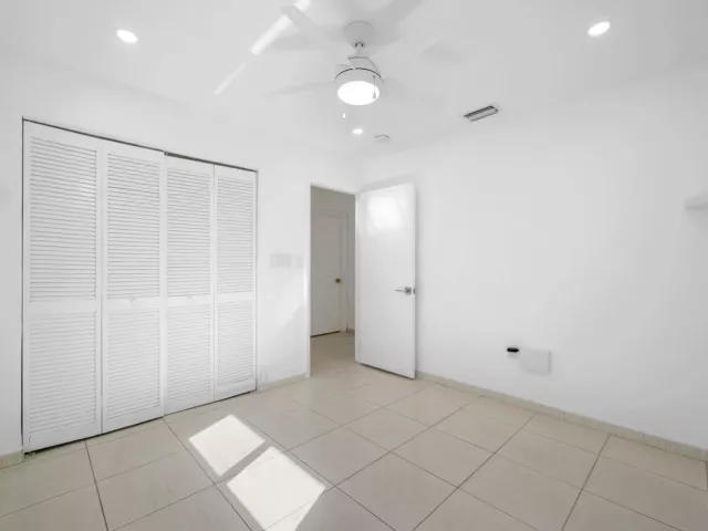 4-bedroom home for rent in Miami - 9515 SW 118th Court - MondialRealty