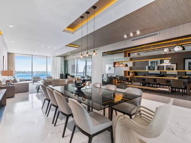 4-bedroom condo for rent in Surfside - 9349 Collins Ave 605 - MondialRealty