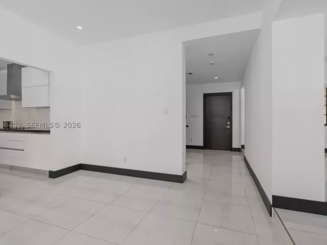 4-bedroom home for rent in Coral Gables - 519 Alhambra Cir - MondialRealty